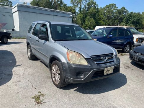 Used 2005 Honda CR-V LX image 3
