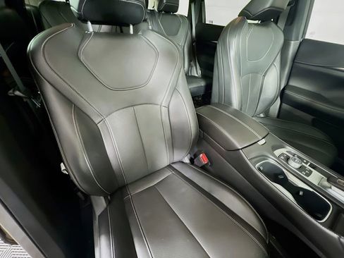 Used 2022 INFINITI QX60 Sensory w/ Cargo Package AWD/4WD image 30