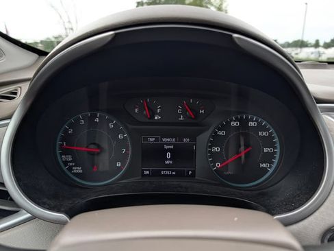 Used 2023 Chevrolet Malibu LS FWD image 21
