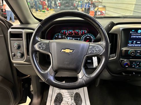 Used 2018 Chevrolet Silverado 1500 LT w/ All Star Edition AWD/4WD image 13