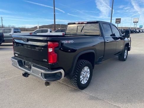 Used 2024 Chevrolet Silverado 2500 LTZ w/ LTZ Convenience Package image 6