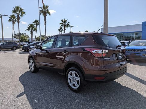 Used 2018 Ford Escape S FWD image 5