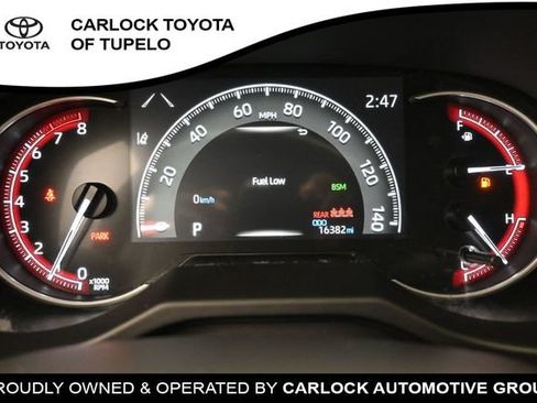 Used 2025 Toyota RAV4 XLE w/ Convenience Package FWD image 26