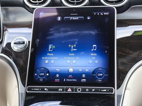 Used 2023 Mercedes-Benz GLC 300 image 14