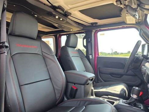 New 2026 Jeep Wrangler Unlimited Rubicon w/ Whitecap Package AWD/4WD image 19