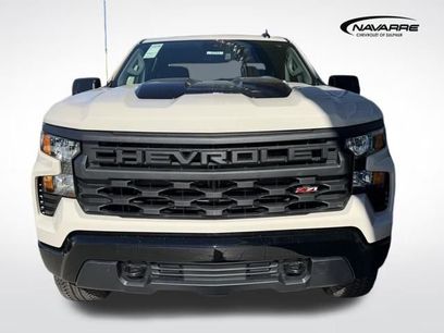 New 2026 Chevrolet Silverado 1500 Custom Trail Boss w/ Turbomax Blackout Package