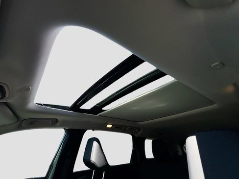 Certified 2026 INFINITI QX60 Luxe w/ Cargo Package FWD image 24