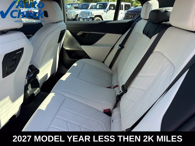 Used 2027 BMW 530i xDrive w/ M Sport Package AWD/4WD image 25