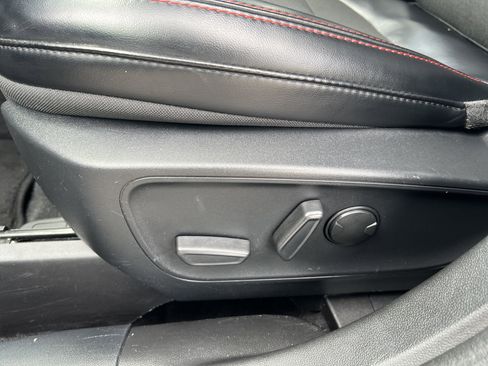 Used 2024 Ford Escape ST-Line AWD/4WD image 19