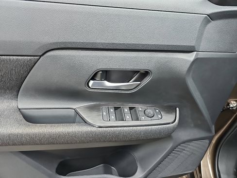 New 2026 Nissan Kicks SV w/ SV Premium Package image 8