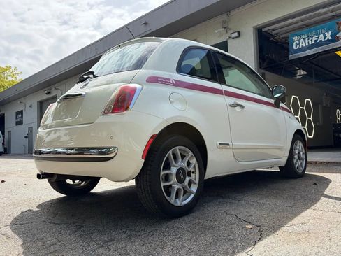 Used 2012 FIAT 500 Lounge w/ Pink Ribbon Special Edition FWD image 10