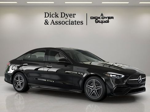 Used 2025 Mercedes-Benz C 300 Sedan image 1