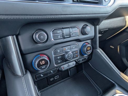 Used 2024 Chevrolet Tahoe LT image 19