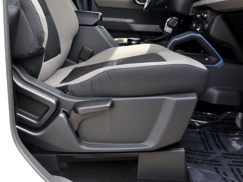 Used 2022 Ford Bronco Wildtrak image 23