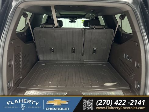 Used 2023 GMC Yukon XL Denali image 21