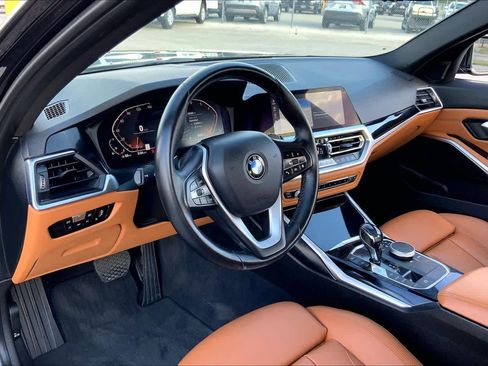 Used 2019 BMW 330i Sedan w/ Driving Assistance Package image 16