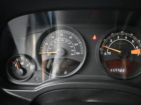 Used 2017 Jeep Patriot Sport image 13