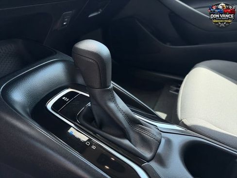 Used 2025 Toyota Corolla LE FWD image 23