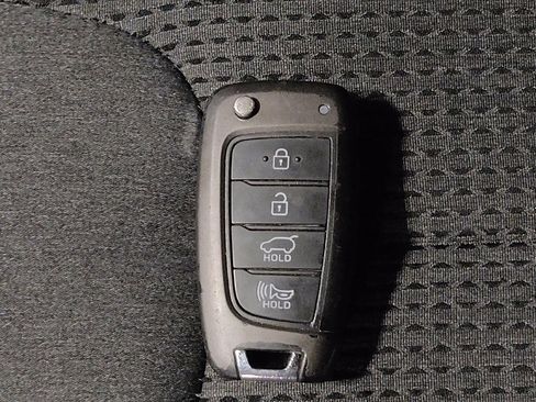 Used 2019 Hyundai Santa Fe SE FWD image 32