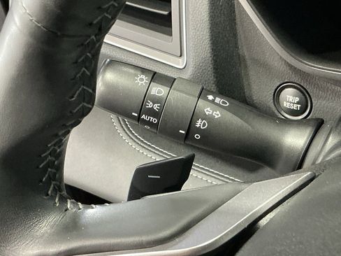 Used 2023 Subaru Ascent Touring image 39