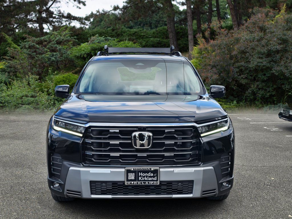New 2026 Honda Pilot Elite image 2