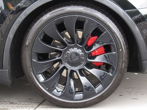 Used 2022 Tesla Model Y Performance AWD/4WD image 34