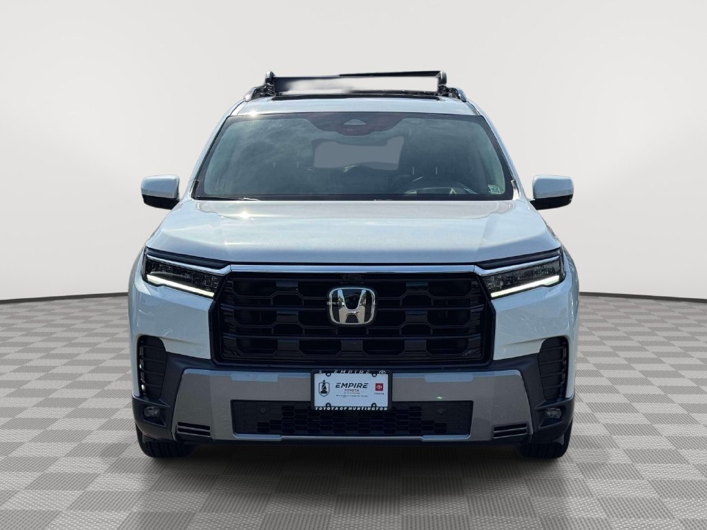 Used 2026 Honda Pilot Elite image 2