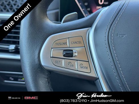 Used 2024 BMW X7 xDrive40i w/ Parking Assistance Package image 30