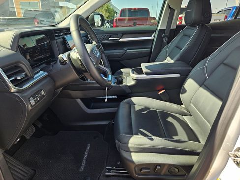 Used 2026 GMC Terrain Denali AWD/4WD image 17