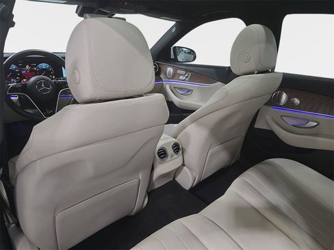 Used 2021 Mercedes-Benz E 450 4MATIC Sedan image 13