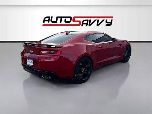Used 2018 Chevrolet Camaro SS RWD image 7
