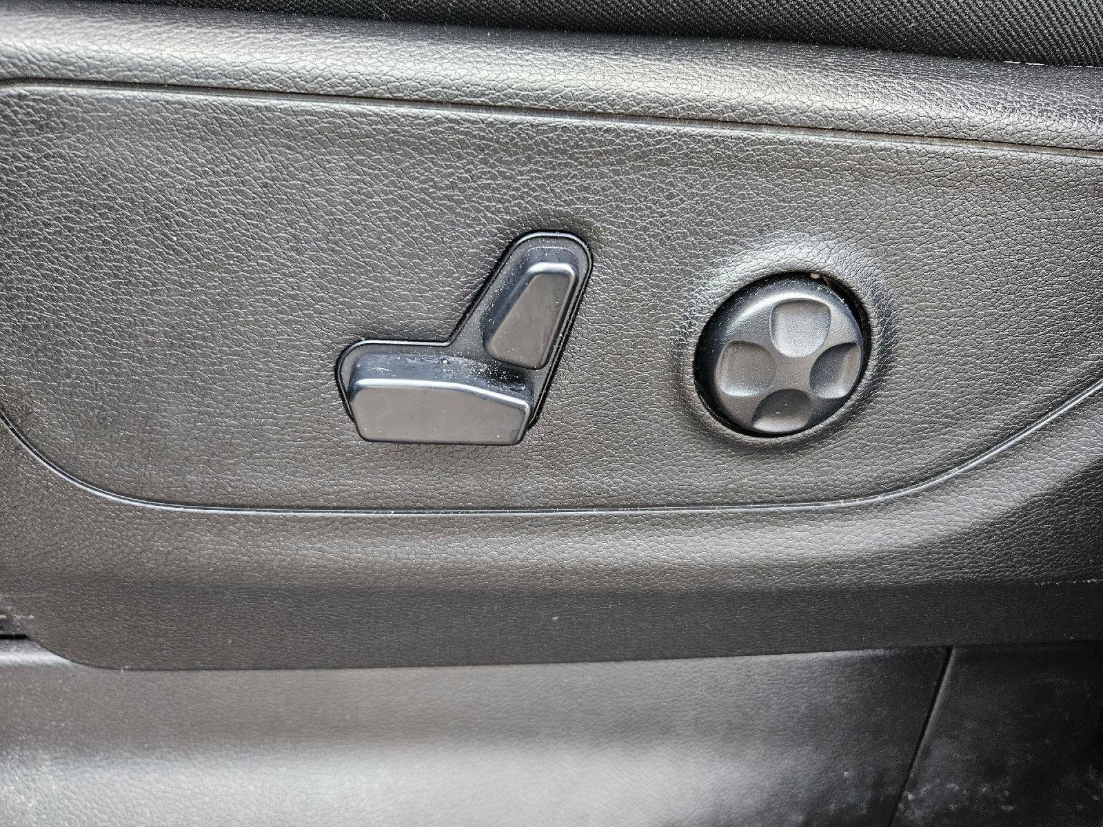 Used 2020 RAM 1500 Big Horn AWD/4WD image 9