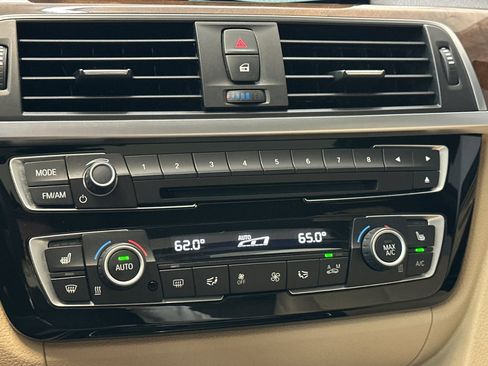 Used 2017 BMW 330e RWD image 25