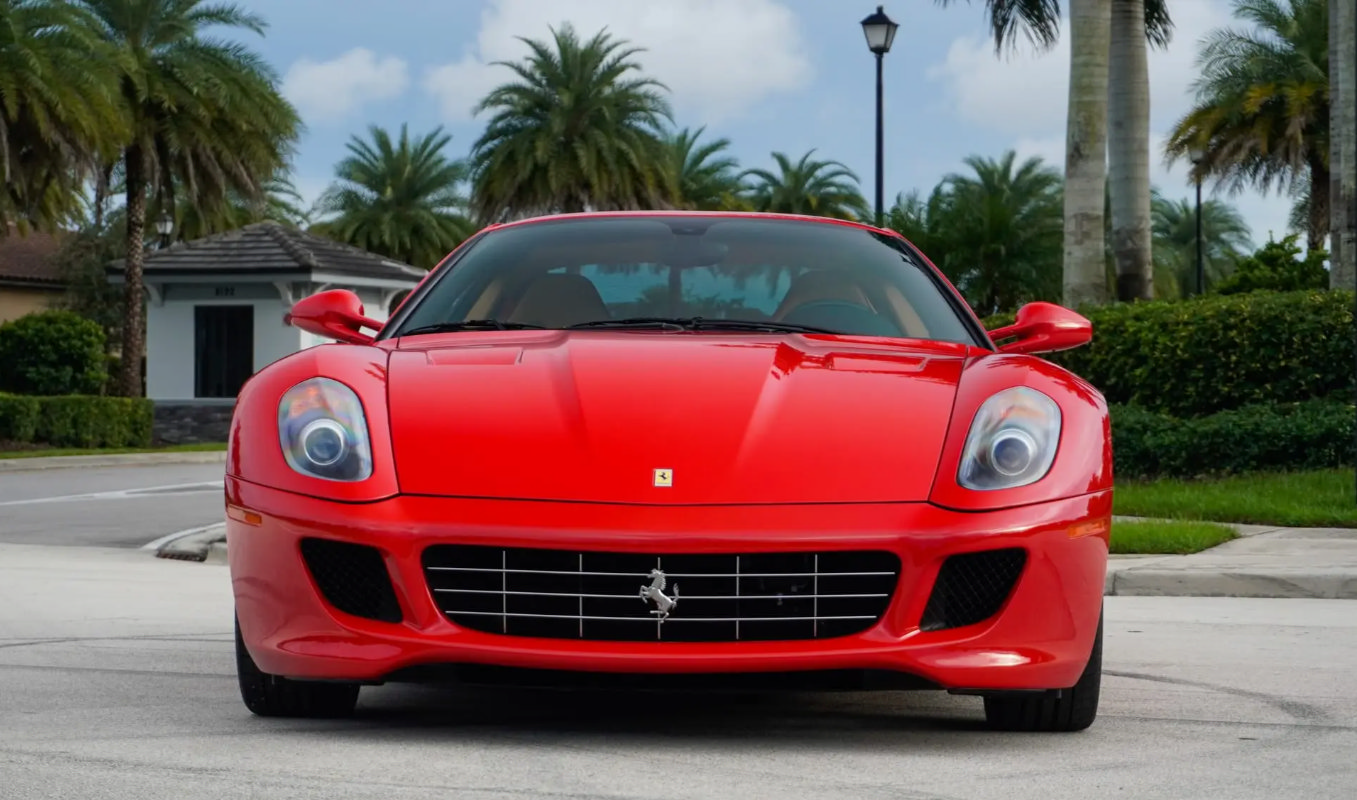 Used 2007 Ferrari 599 GTB Fiorano RWD image 2