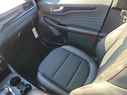 New 2026 Ford Escape ST-Line w/ Tech Pack #1 image 15