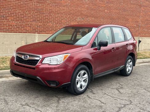 Used 2014 Subaru Forester 2.5i image 1