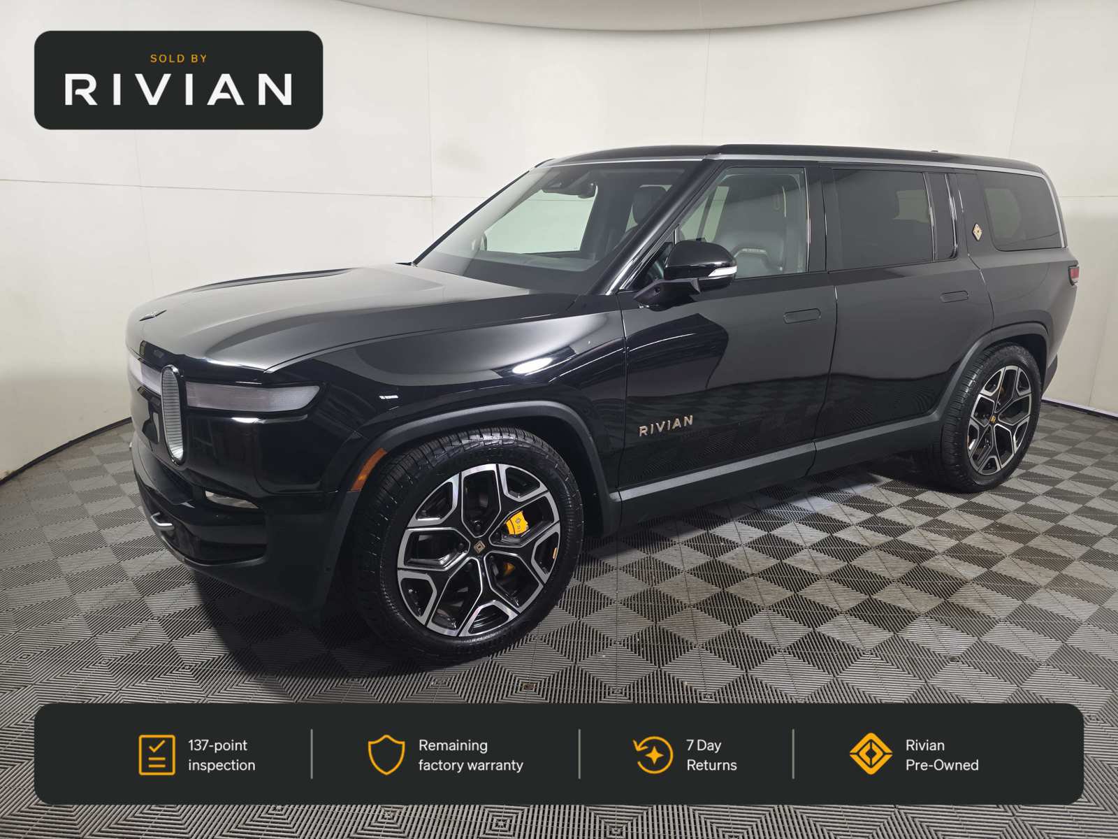 Used 2022 Rivian R1S Launch Edition Quad AWD/4WD image 1