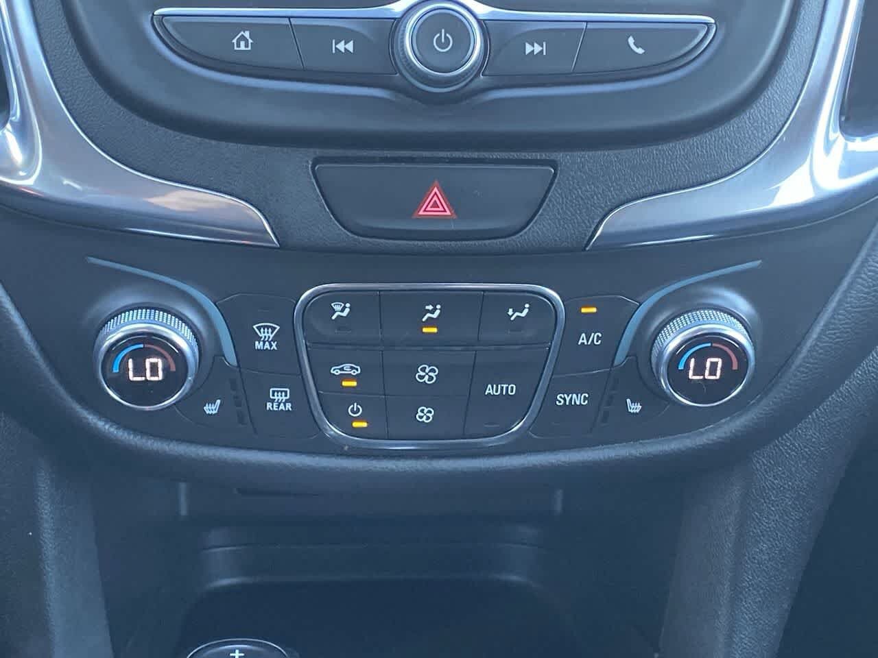 Used 2021 Chevrolet Equinox LT AWD/4WD image 18