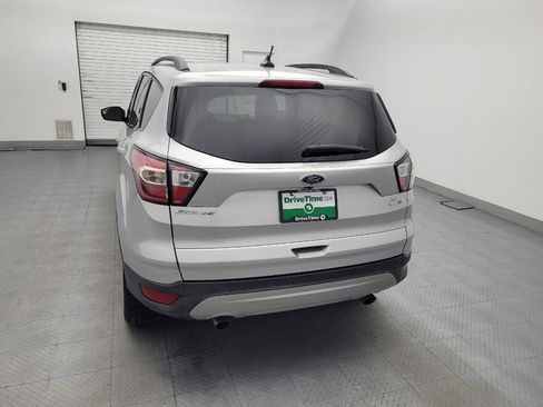 Used 2018 Ford Escape SE w/ SE Sync 3 Package AWD/4WD image 6