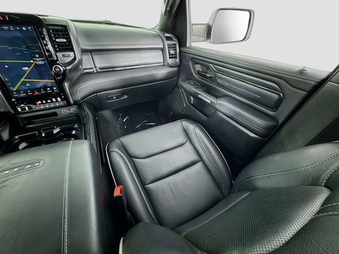 Used 2022 RAM 1500 Limited w/ Body-Colour Bumper Group AWD/4WD image 18