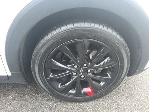 Used 2023 Chevrolet Bolt EUV Premier w/ Sun & Sound Package image 10