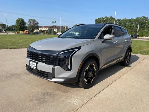 New 2026 Kia Sportage EX AWD/4WD image 2