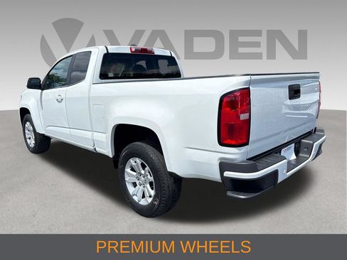 Used 2020 Chevrolet Colorado LT w/ Safety Package RWD image 7