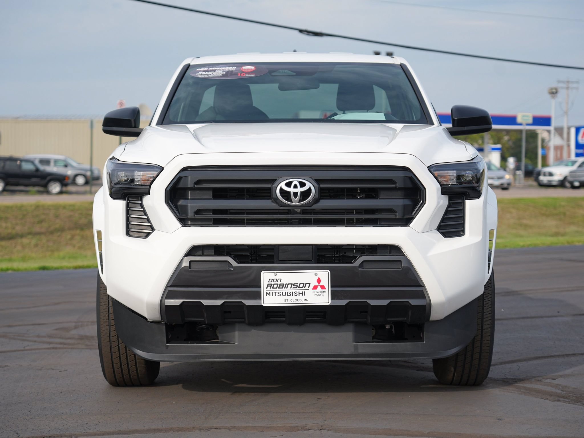 Used 2025 Toyota Tacoma SR RWD image 9