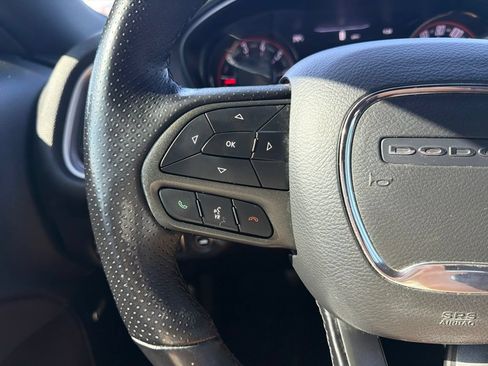 Used 2021 Dodge Challenger SXT w/ Driver Convenience Group RWD image 44