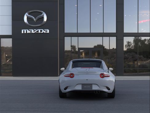 New 2026 MAZDA MX-5 Miata RF Grand Touring RWD image 4