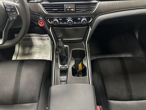 Used 2020 Honda Accord EX image 35