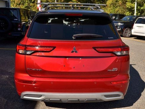 Used 2023 Mitsubishi Outlander SEL image 7