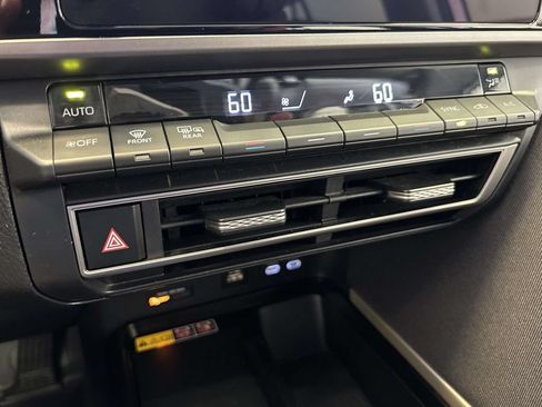 Certified 2025 Toyota Camry LE FWD image 24