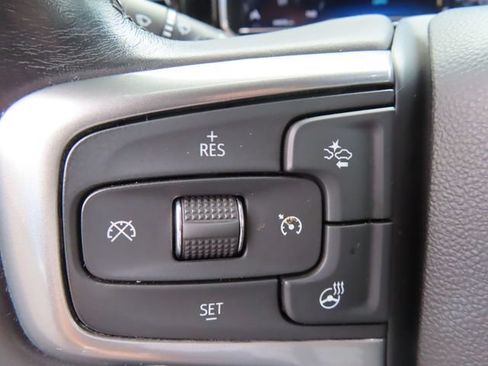 Used 2022 Chevrolet Silverado 1500 LT w/ Protection Package AWD/4WD image 17